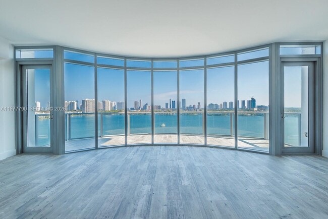 Building Photo - 17111 Biscayne Blvd