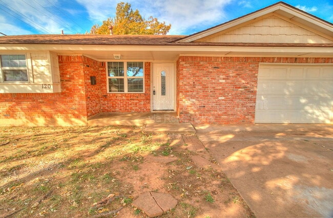 Building Photo - 120 N Ranchwood Blvd