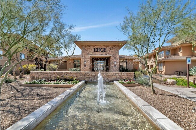 Foto del edificio - 20100 N 78th Pl