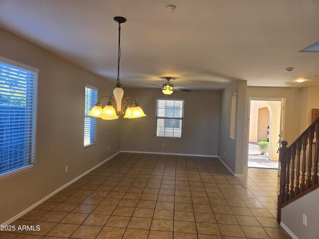 Foto del edificio - 2644 E Megan St