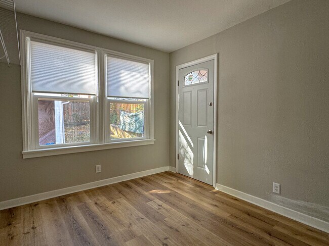 Building Photo - 7726 Arthur Ave