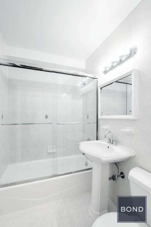 Building Photo - 330 W 45th St