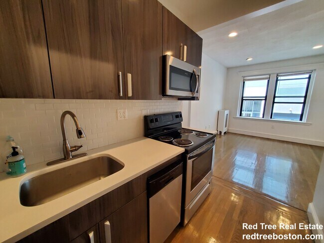 Building Photo - 11 Queensberry St