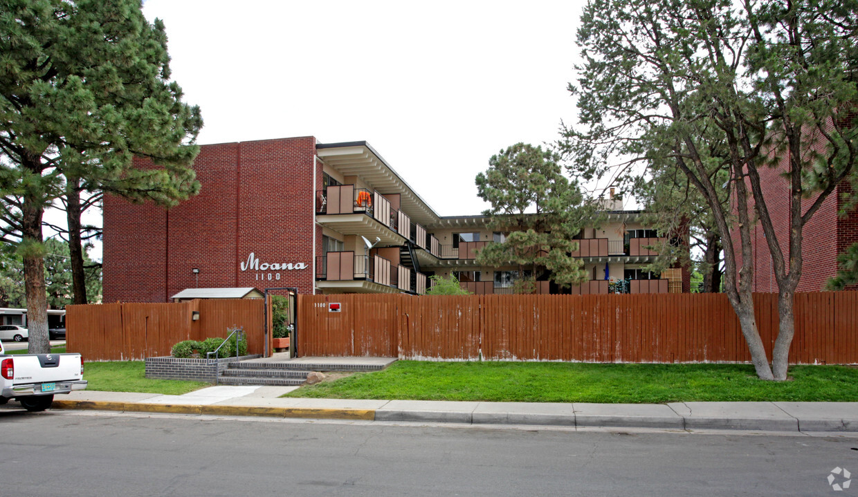 Primary Photo - Alvarado Apartments