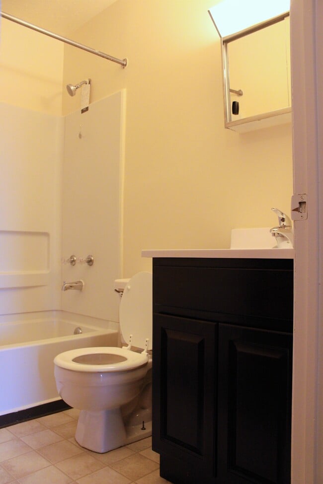 Building Photo - Parkstead City Center