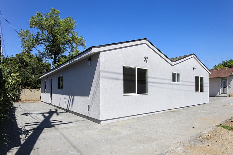 6415 Gaviota Ave, Los Angeles, CA 91406 House Rental in Los Angeles