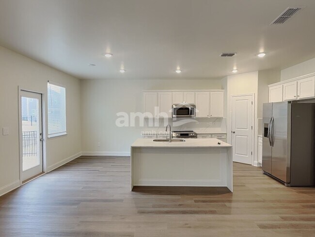 Foto del edificio - 3632 Mitchem Crk Vw