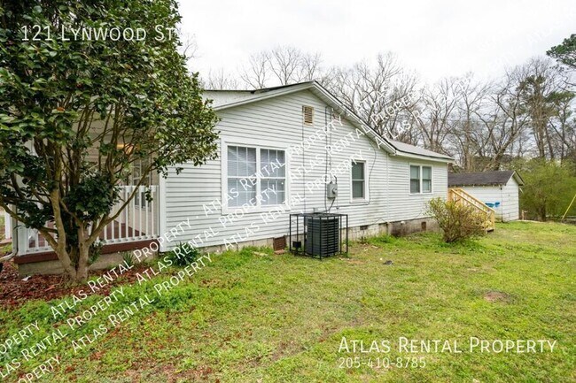 Foto del edificio - 121 Lynwood St-