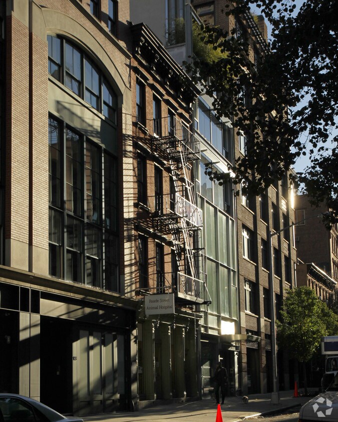 Foto del edificio - 146 Reade St