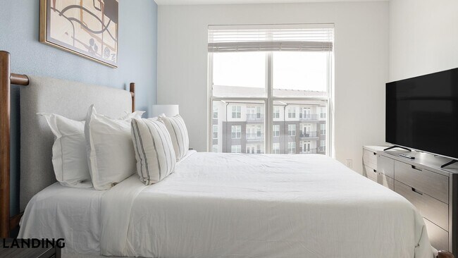 Foto del edificio - 4401 Bunker Hill Rd