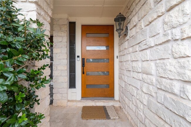 Building Photo - 13455 Moscow Trail