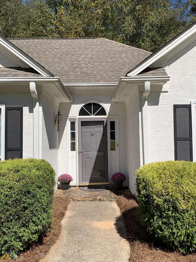 Building Photo - 312 Vendella Cir