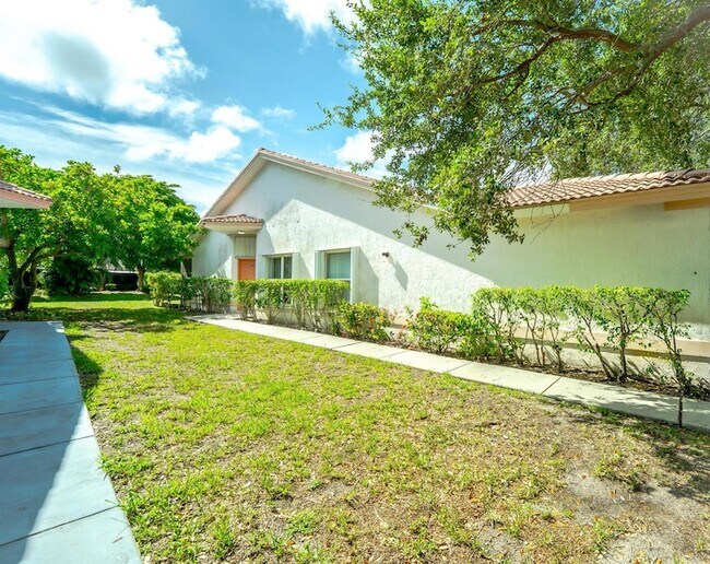 Foto del edificio - 1160 NW 15th Ave