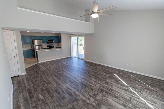 Building Photo - 5983 E Limoges Dr