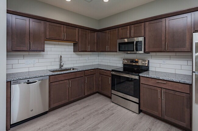 Foto del edificio - 1007 NW Shriver Blvd