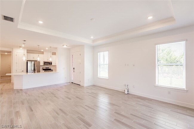 Building Photo - 15623 Vittorio St