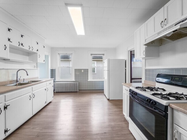 Foto del edificio - 634 High St