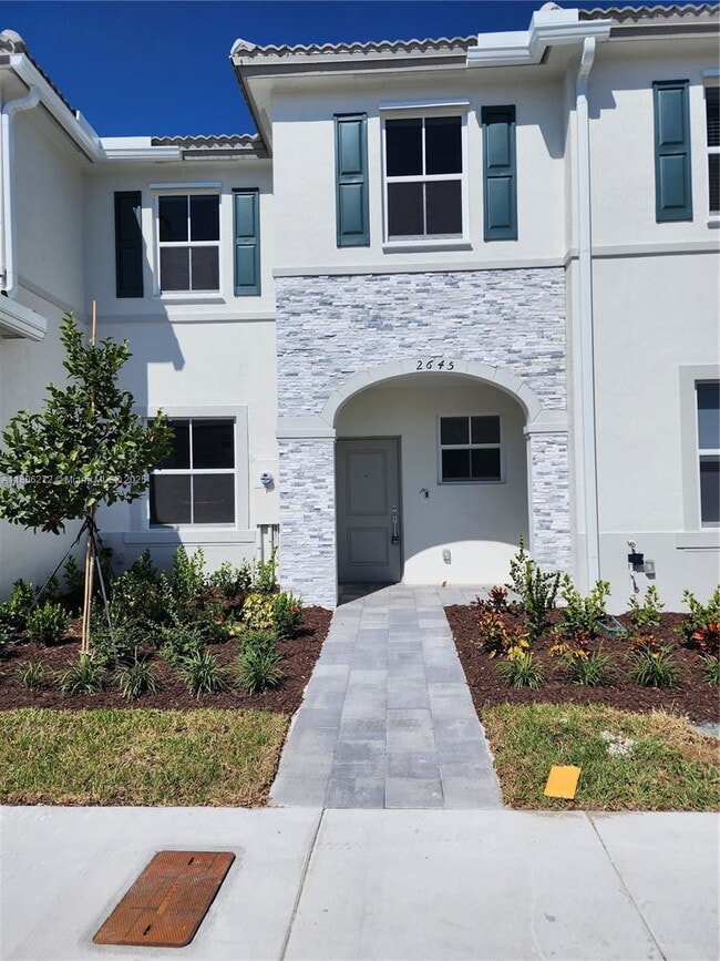 Building Photo - 2645 SE 17th St