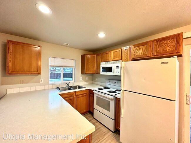 Building Photo - 3 br, 2.5 bath House - 1159 SW 27th Street