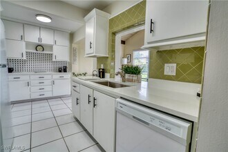 Building Photo - 1069 Forest Lakes Dr