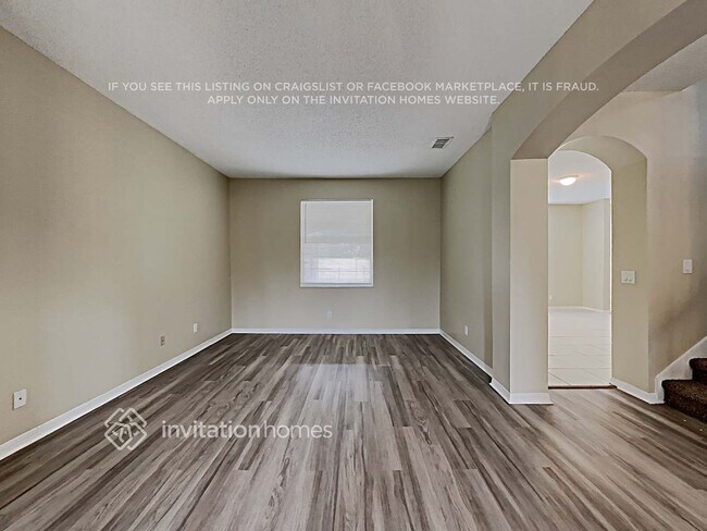 Foto del edificio - 407 Tess Ct