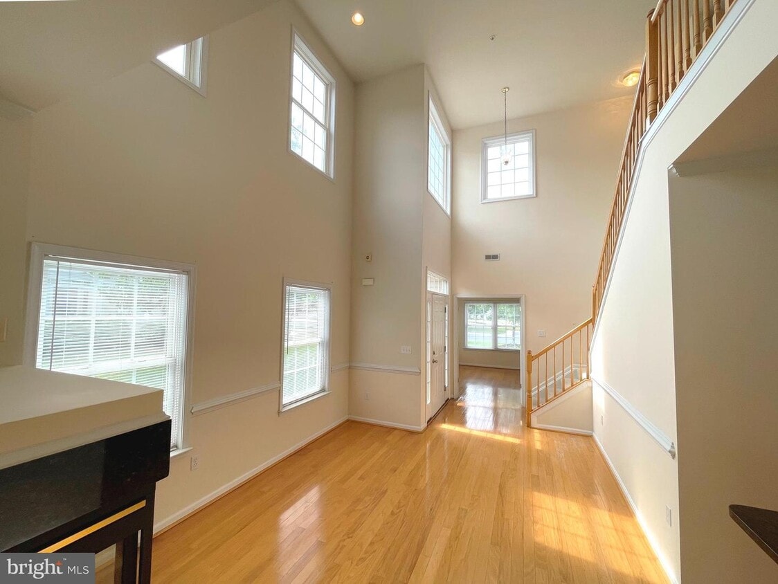 Primary Photo - 14276 Foxhall Rd