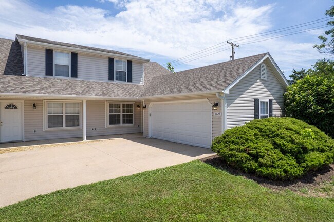 Foto del edificio - 1721-1723-1723 Juniper Dr