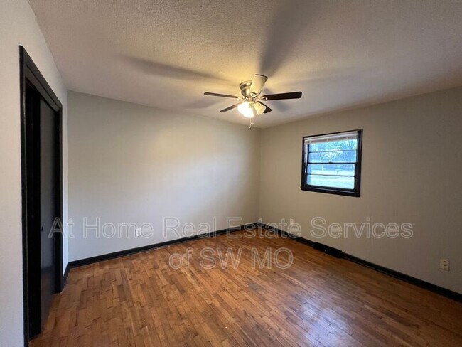 Building Photo - 2164 S Delaware Ave