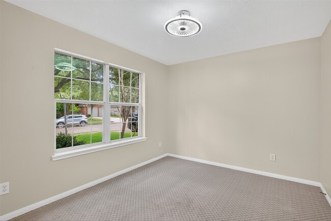 Building Photo - 3719 Cane Lake Dr