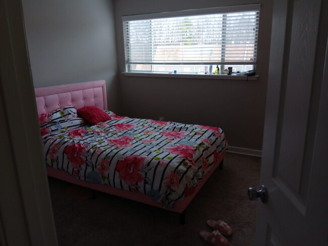 Foto del edificio - 674 Luton Ln