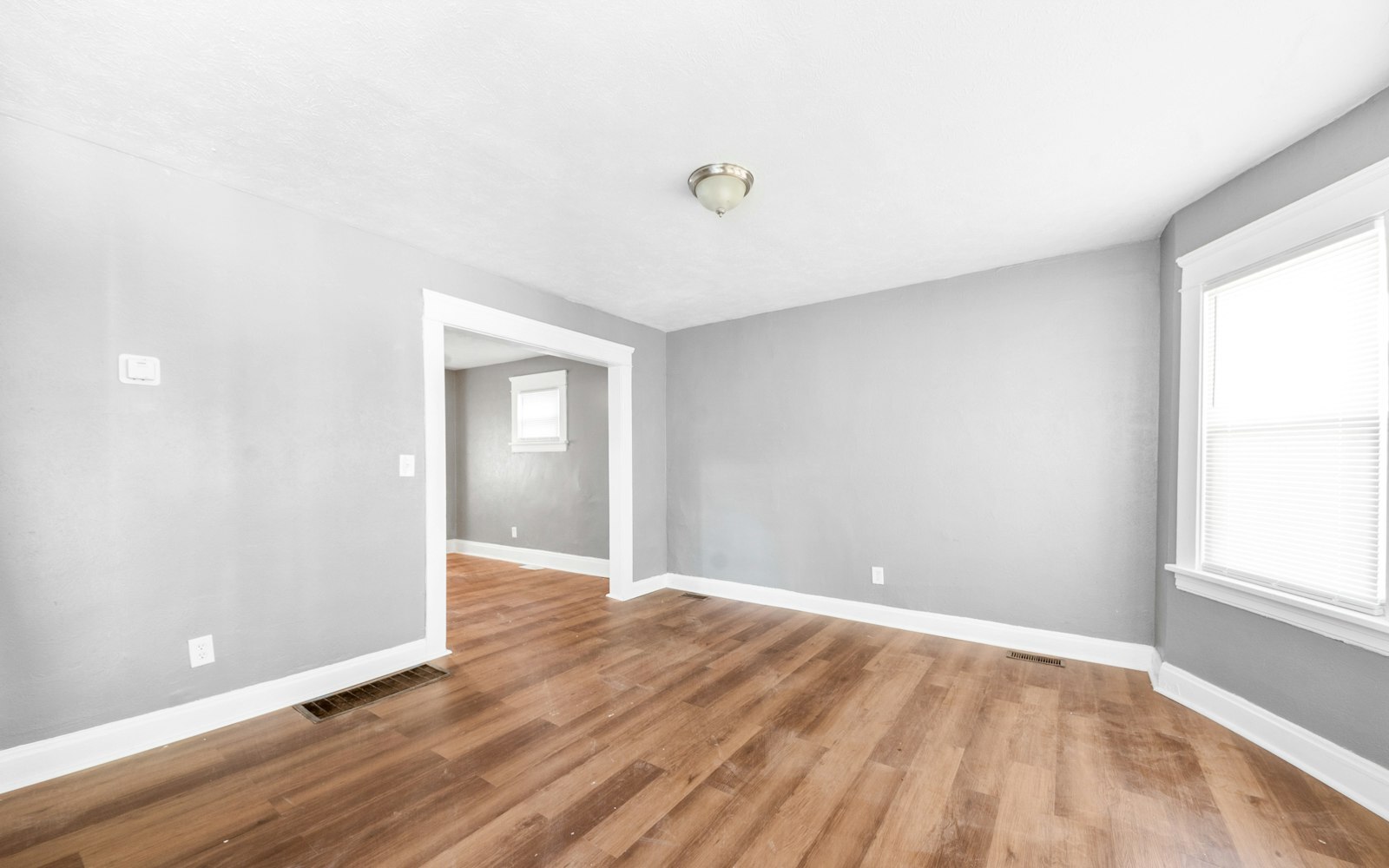 3549 E 105th St Cleveland, OH 44105 – photo 5