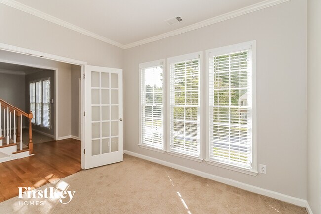 Foto del edificio - 7295 Devonhall Way