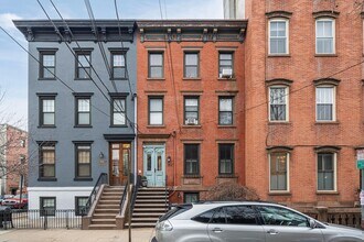 Building Photo - 702 Bloomfield St