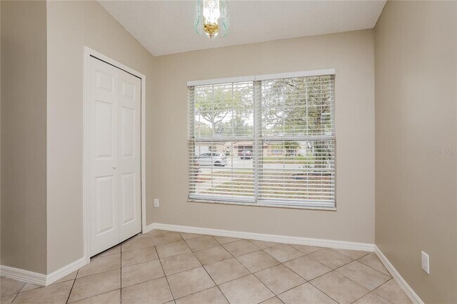 Building Photo - 17117 Woodcrest Way