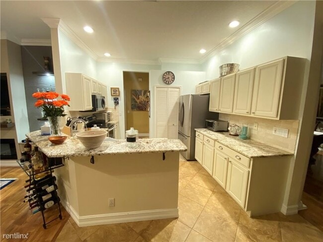Building Photo - 4 br, 3.5 bath House - 1134 Anchor Pt