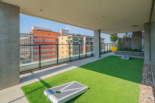 Foto del edificio - 700 N 4th St
