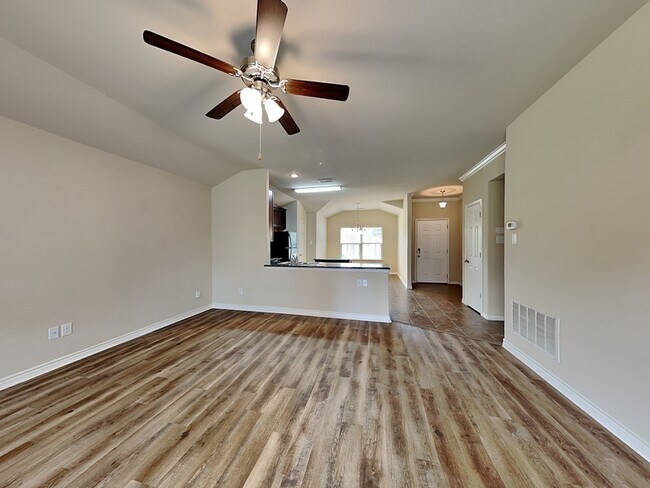 Photo - 1329 Villa Paloma Blvd House