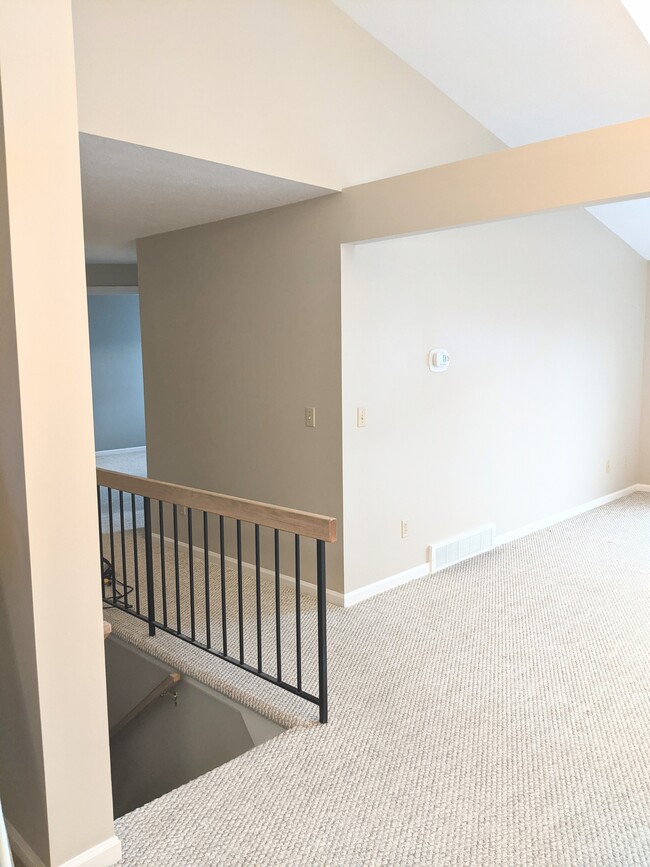 Hallway - 625 Zachary Way