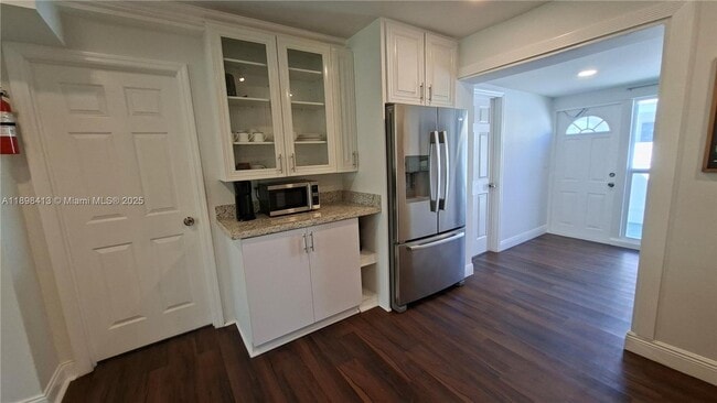 Photo - 2407 Scott St House