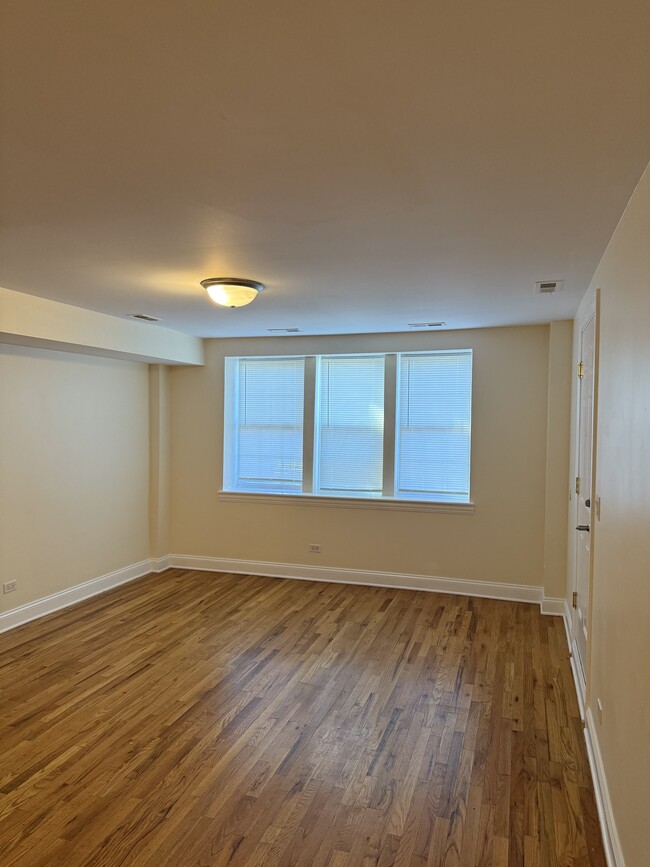 Building Photo - 4937 S Seeley Ave