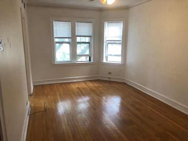 Photo - 1942 N Whipple St Apartment