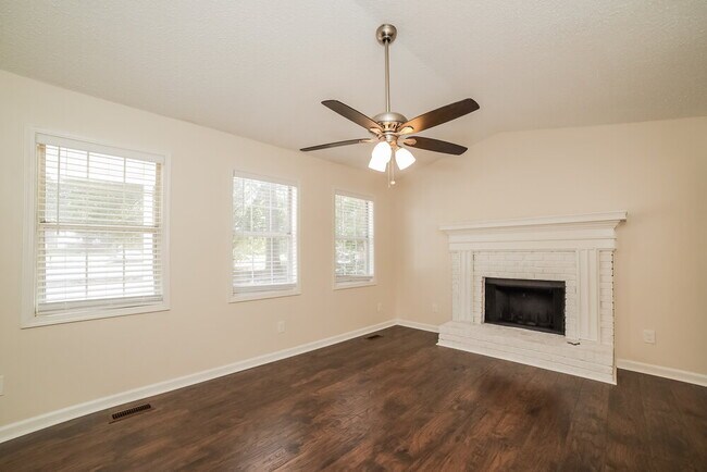 Foto del edificio - 2984 Forest Ridge Ct