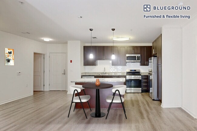 Foto del edificio - 80 North Centre Ave-SI FL3-ID2419A