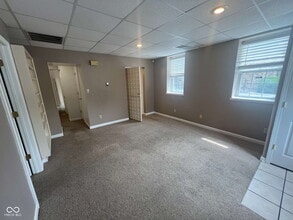 Building Photo - 108 Walnut St