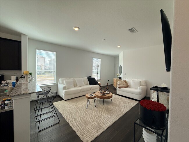 Foto del edificio - 17802 Plow Horse Ln