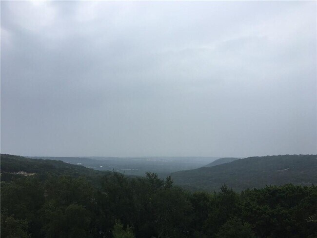 Foto del edificio - 11909 Long Hill Cove