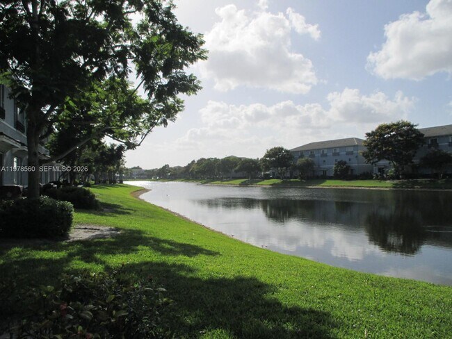 Foto del edificio - 3417 NW 13th St