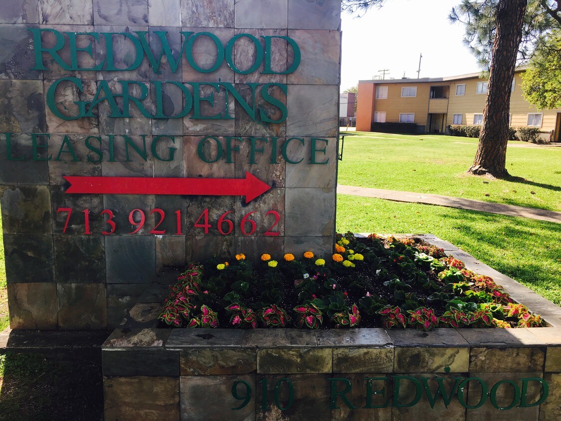 Redwood Garden Apartments Rentals Houston, TX
