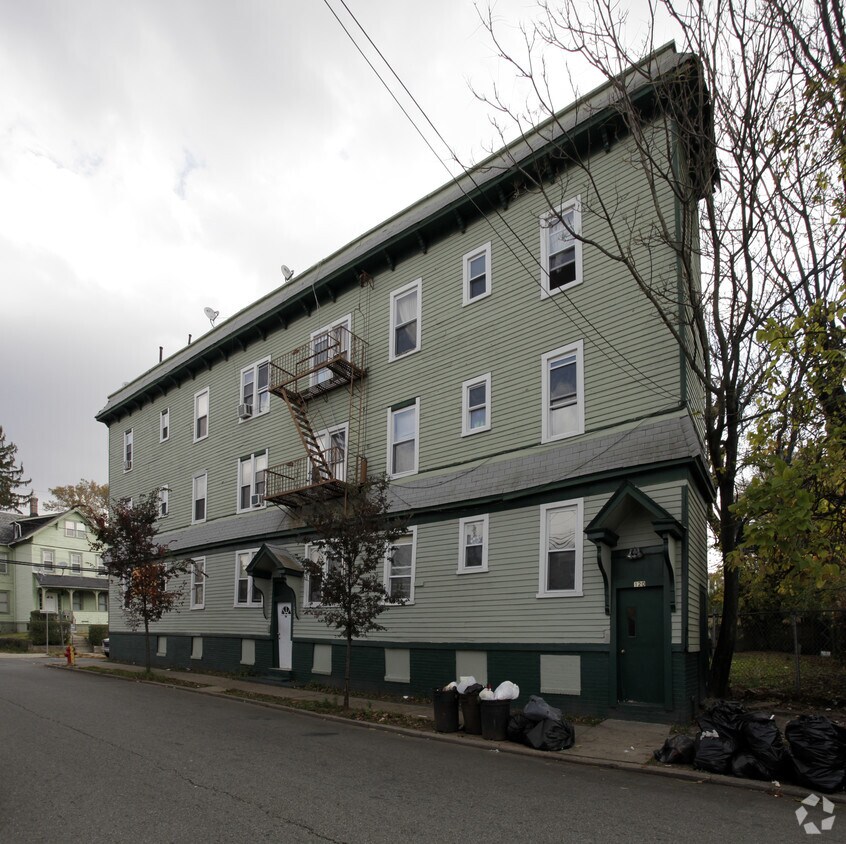 Foto principal - 250 Snyder St