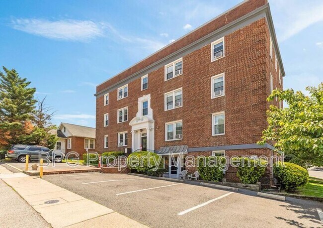 Foto del edificio - 2634 Langston Blvd.